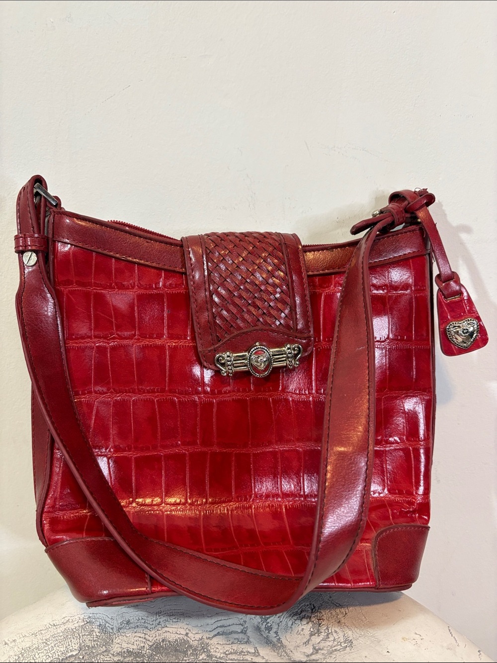 MC Marc Chantal Red Vintage Woven Magnetic Clasp Croc Embossed Shoulder Bag VTG